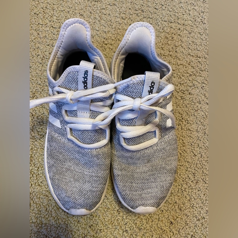 Adidas girls tennis shoes